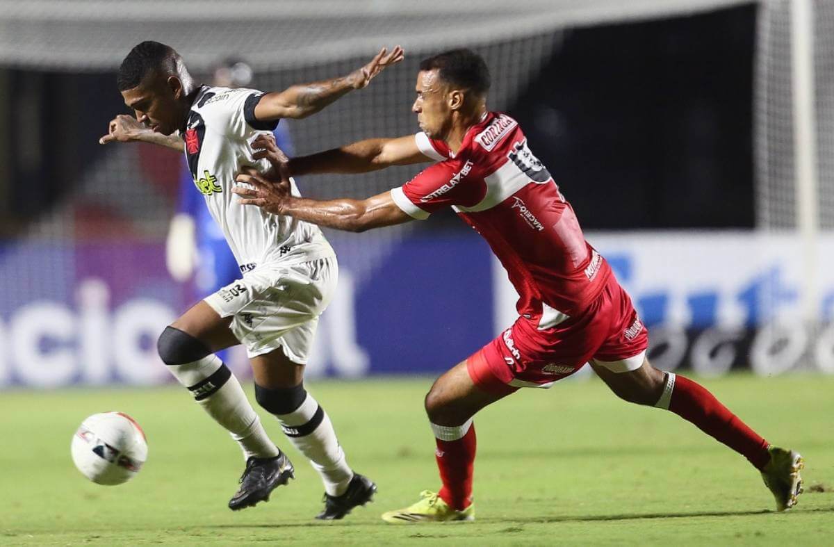 Raniel durante jogo contra o CRB