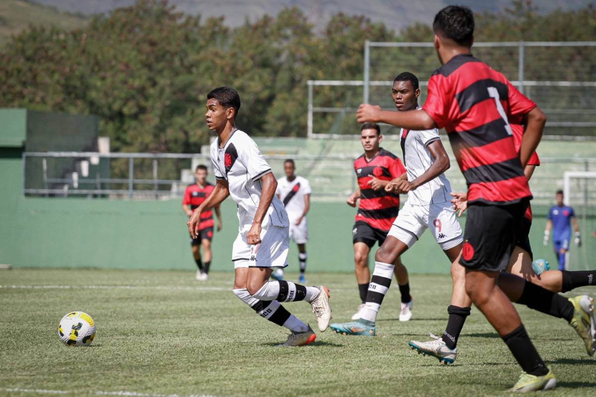 Vasco x Progresso-RS pela Copa do Brasil Sub-17