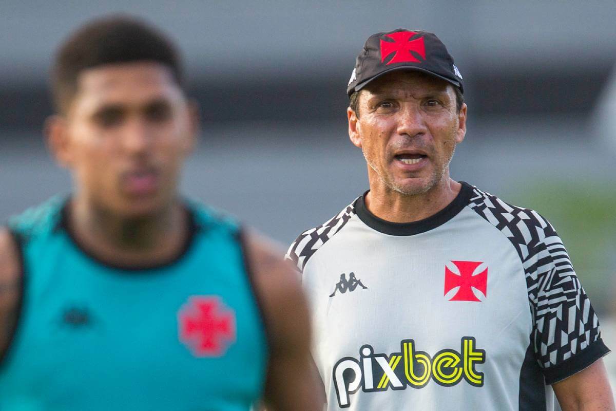 Zé Ricardo durante treino do Vasco