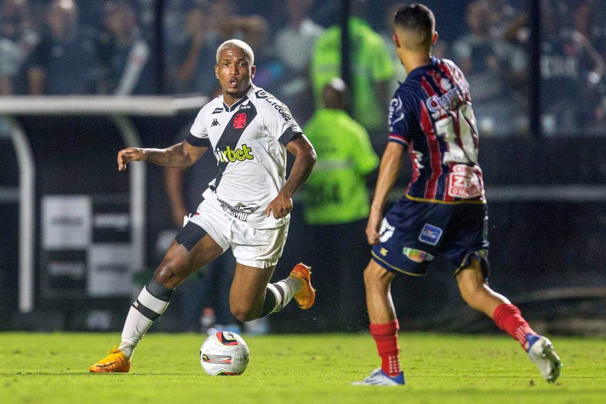 Juninho durante o jogo contra o Bahia