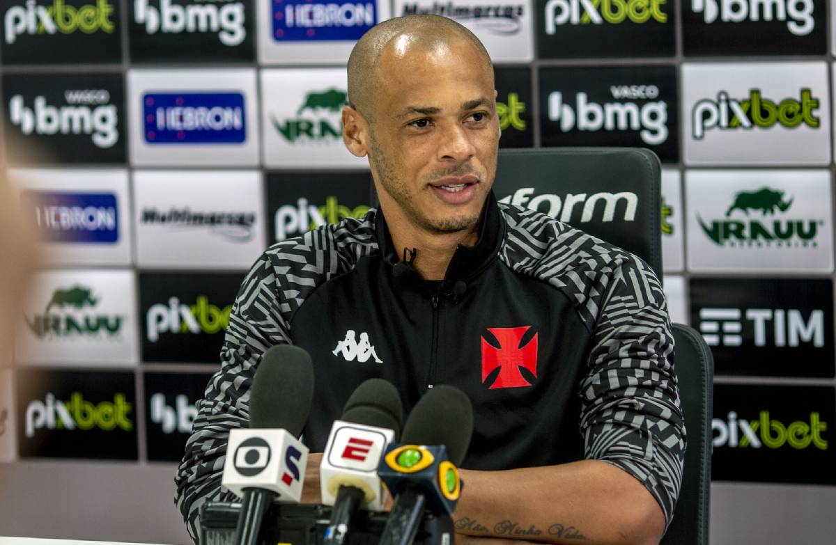 Anderson Conceição durante entrevista coletiva