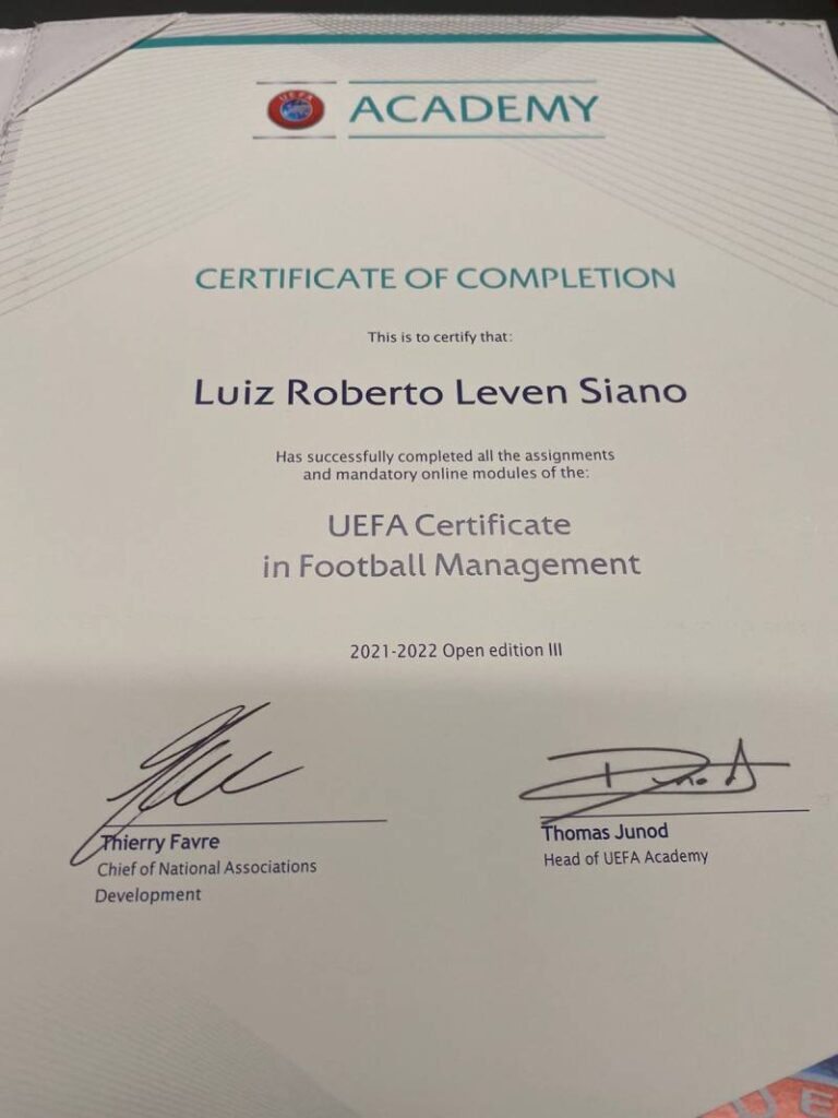 Certificado do curso feito por Leven Siano 