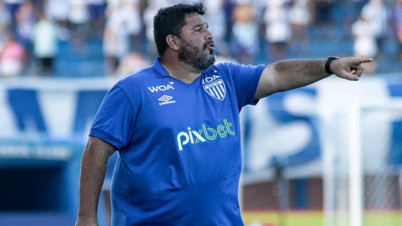 Eduardo Barroca, técnico do Avaí