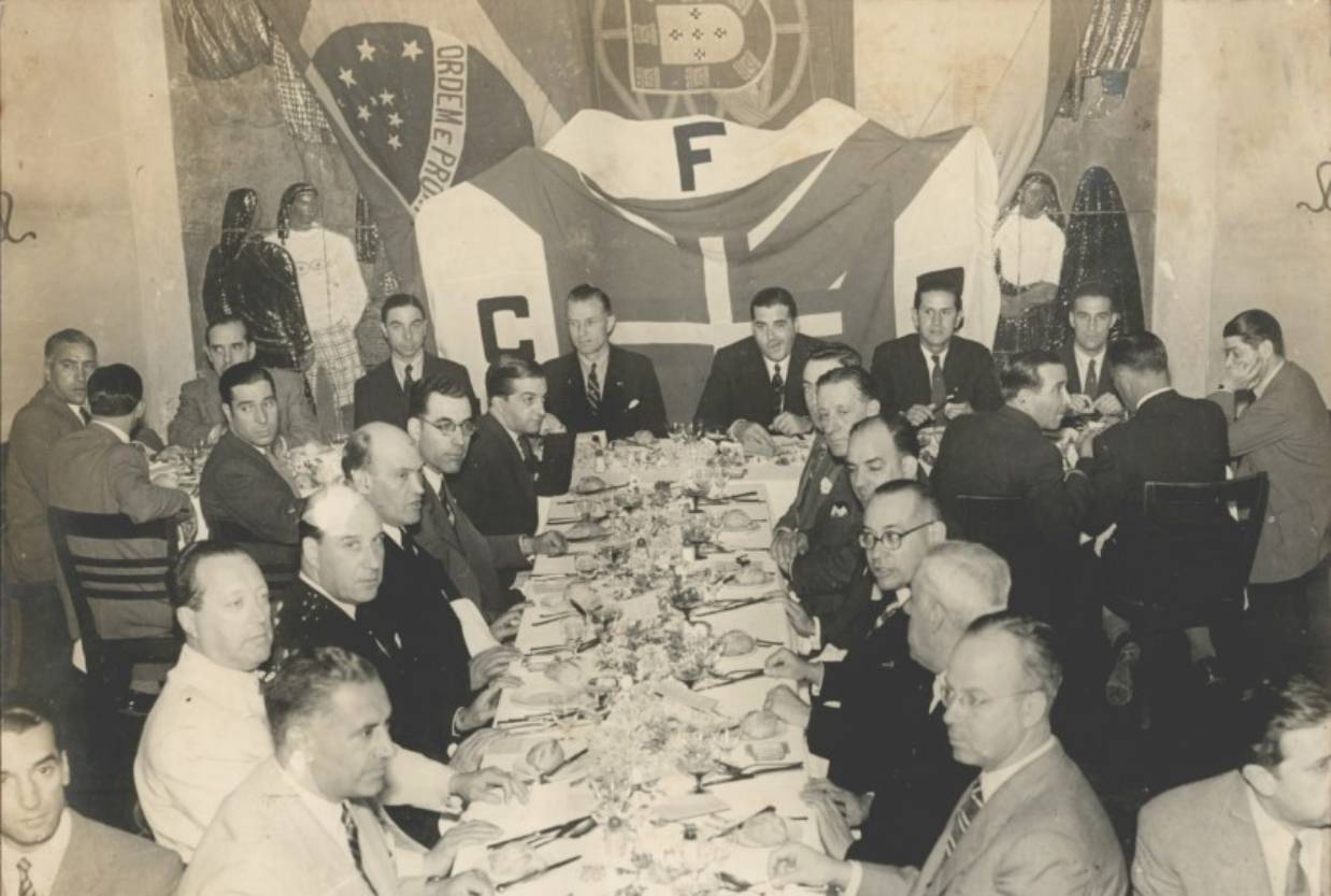 Delegação do Vasco janta em Portugal no ano de 1947