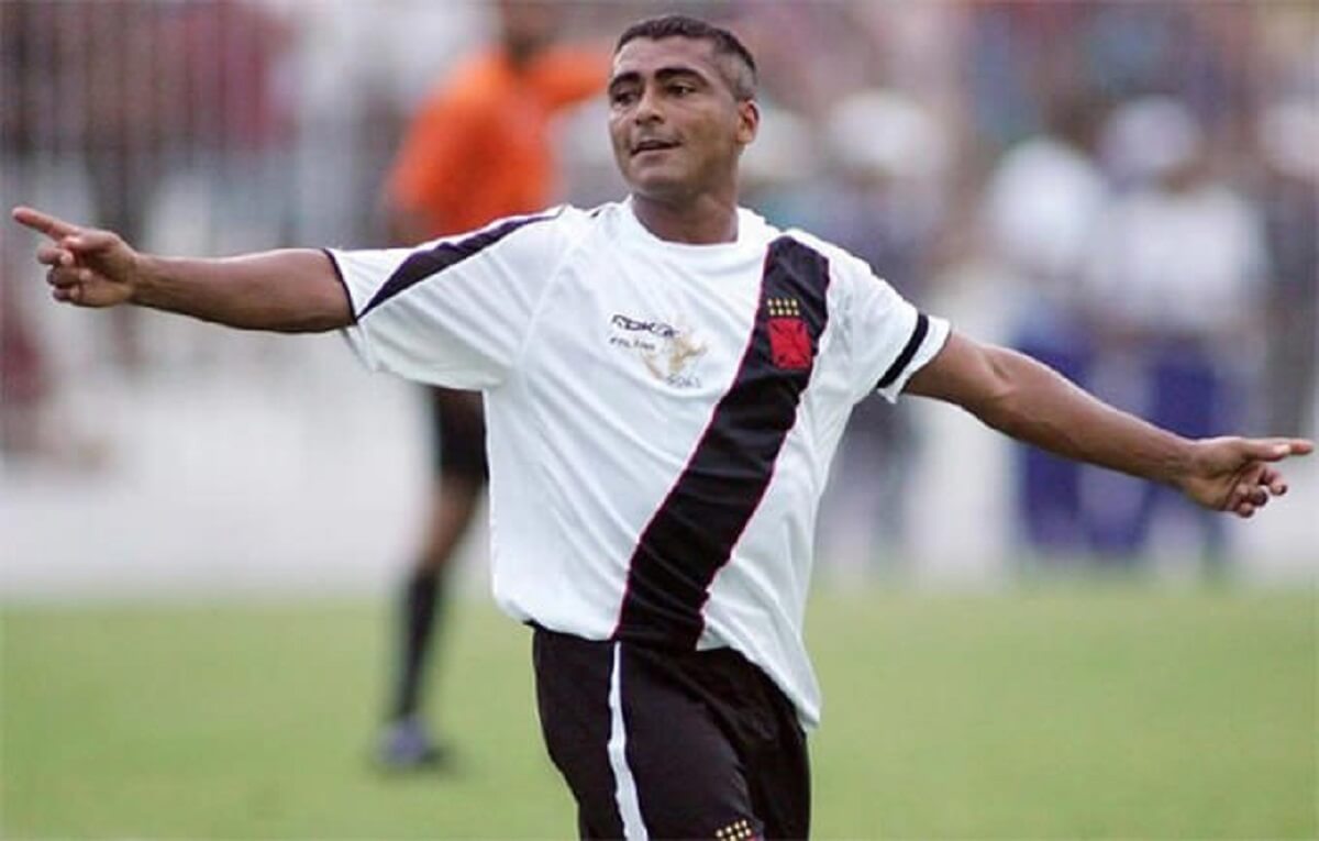 Romário em ação pelo Vasco