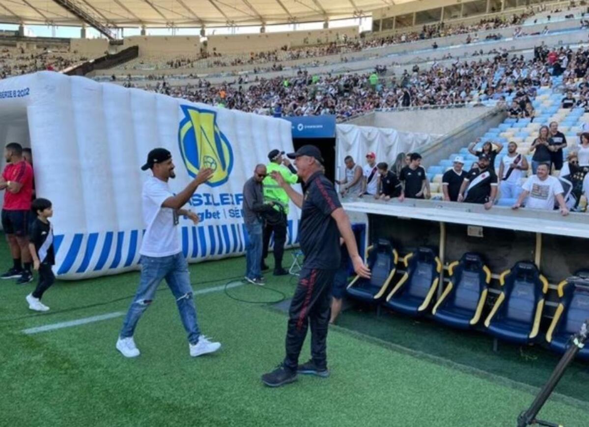 O reencontro de Lisca com o Vasco, quase 10 meses após deixar clube