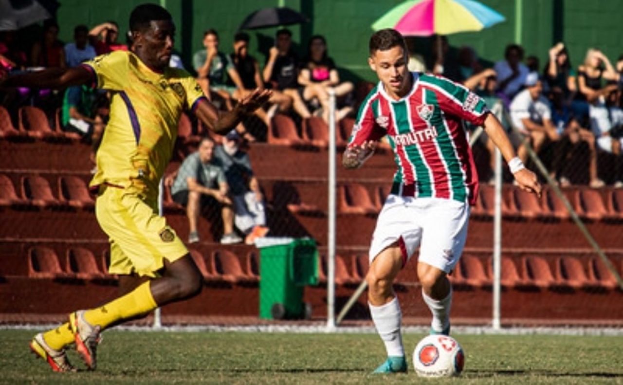 Fluminense vence o Madureira e encara o Vasco