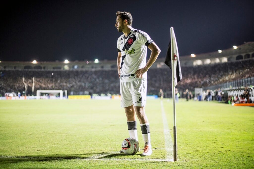 Garçom Do Vasco Em 2022, Nenê Lidera Quesito Assistências Na Série B ...