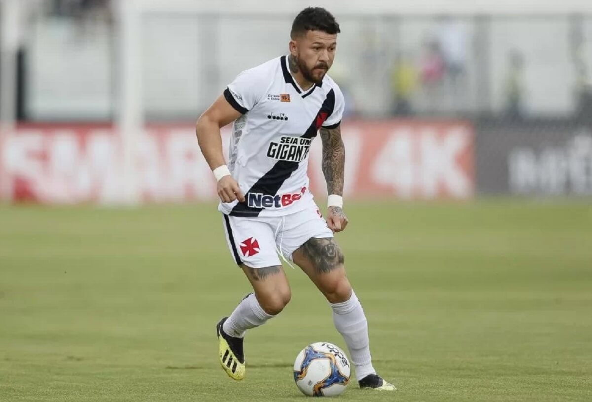 Rossi em ação pelo Vasco no Campeonato Carioca 2019