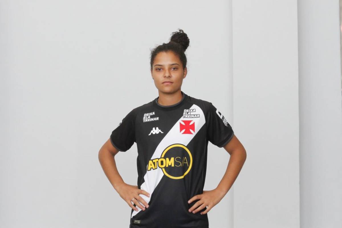 Thalita, atacante do Feminino do Vasco