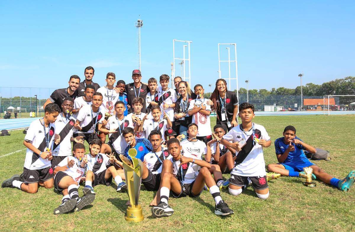 Vasco é campeão em 3 categorias no IberCup