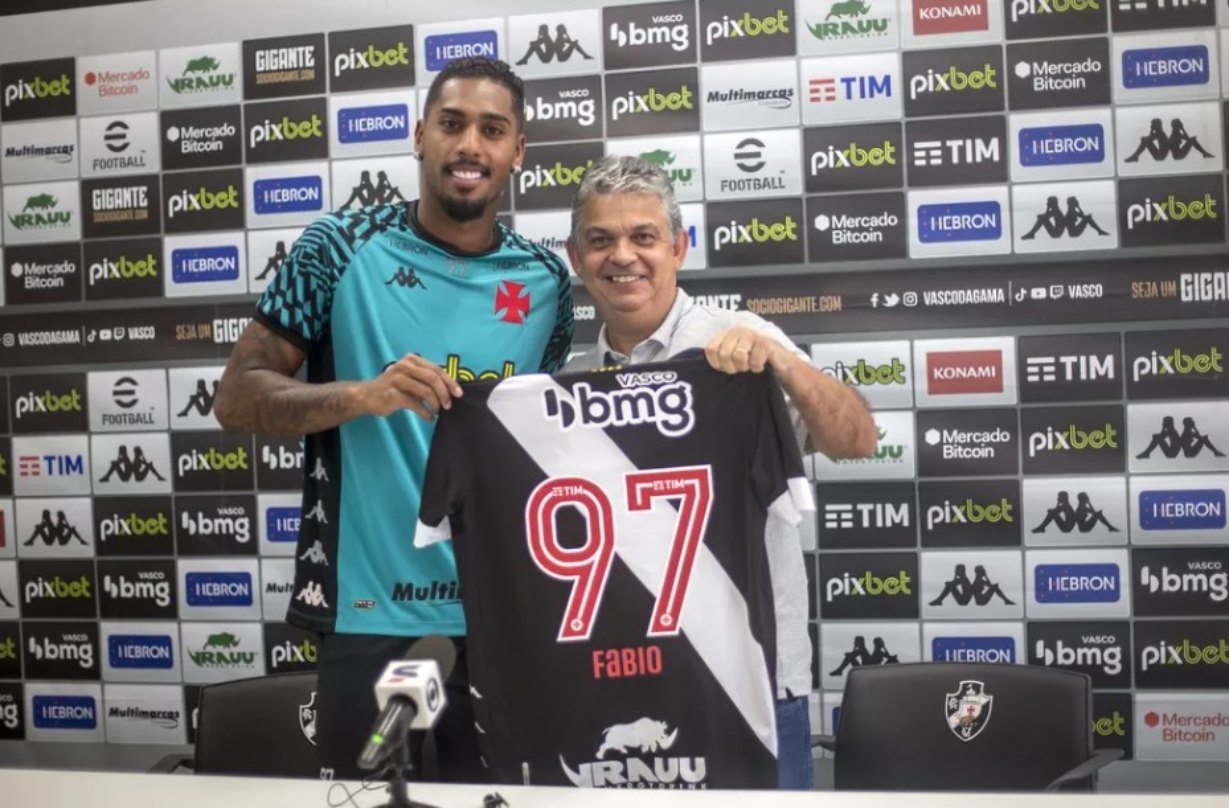 Fábio Gomes será o camisa 97 do Vasco