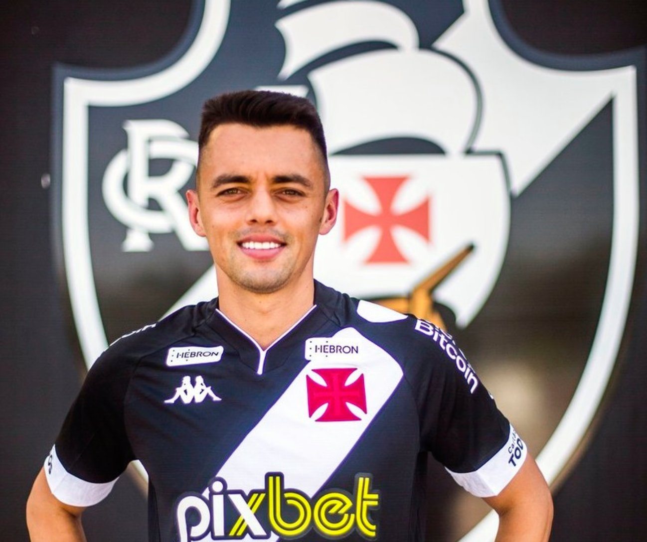 Matheus Ribeiro é lateral-direito do Vasco