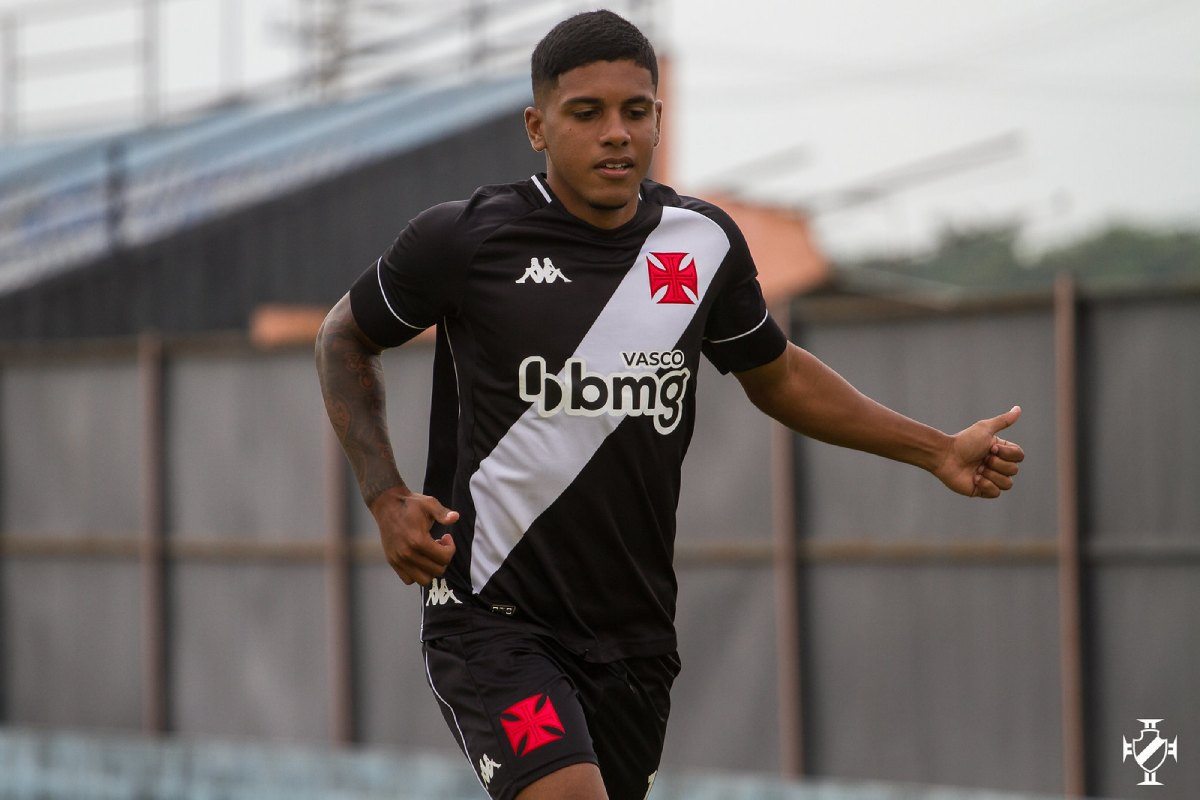 Saulo em ação pelo Sub-20 do Vasco