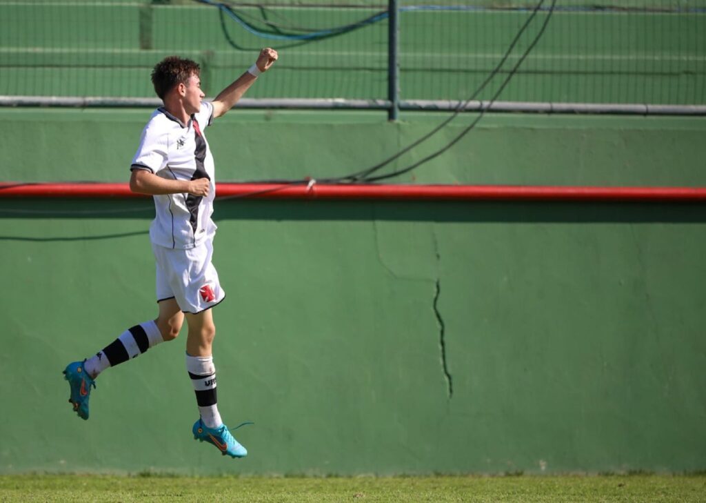 Assista Aos Melhores Momentos De Vasco 4 X 0 Madureira Pelo Carioca Sub 15 Vasco Notícias