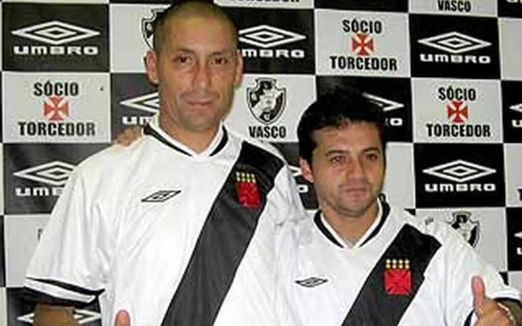 Frank Lobos e Claudio Salinas defenderam o Vasco em 2006