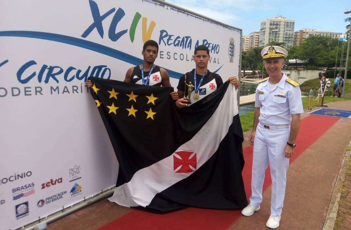 Vasco vence a XLIV Regata da Escola Naval