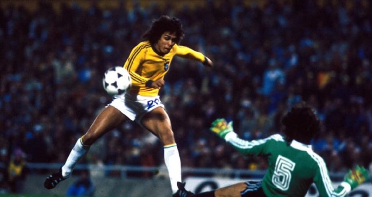 Roberto Dinamite em ação pela Seleção Brasileira em 1978