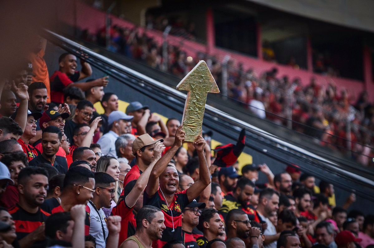 Torcida do Sport na Ilha do Retiro