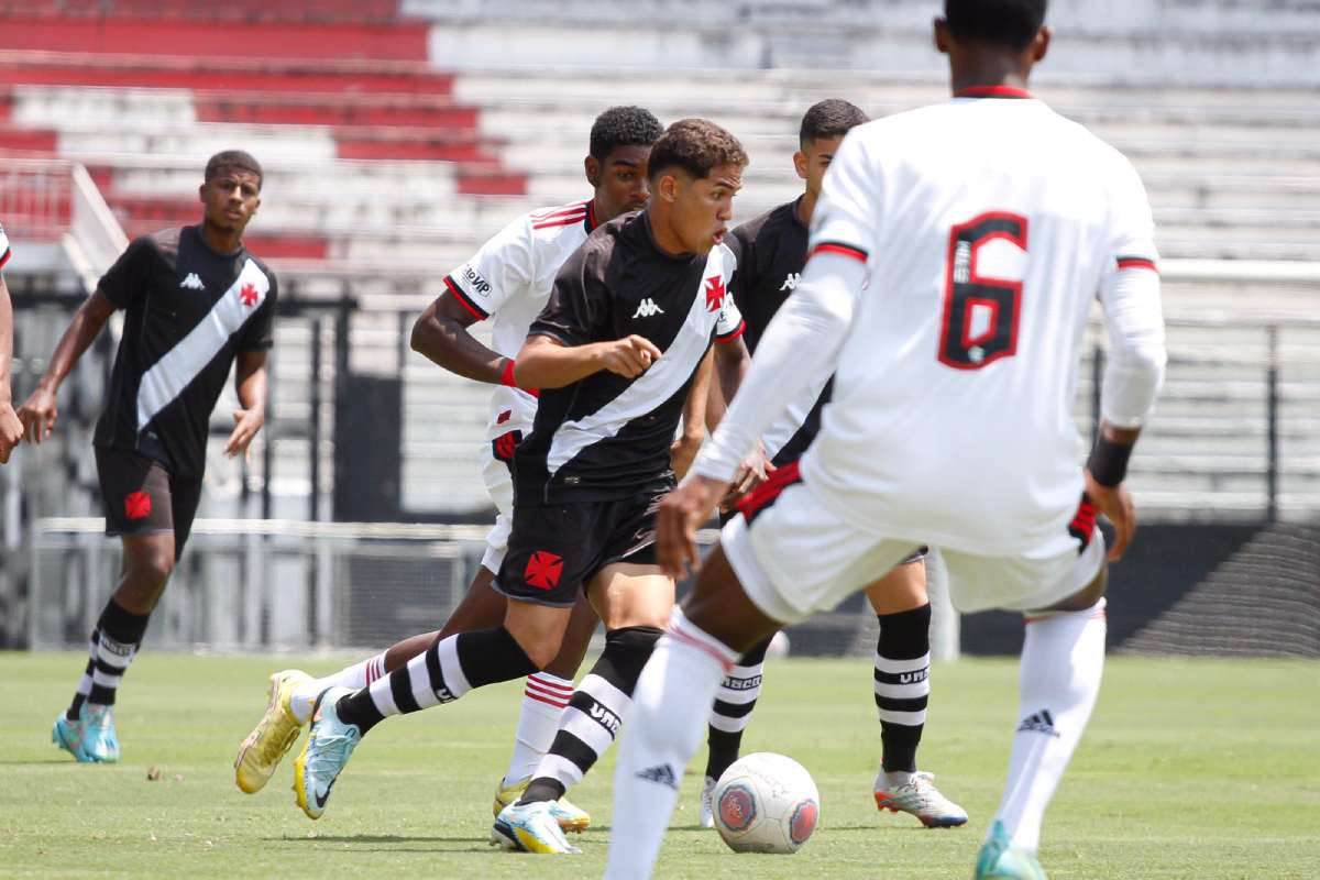 Vasco x Flamengo pelo Carioca Sub-17