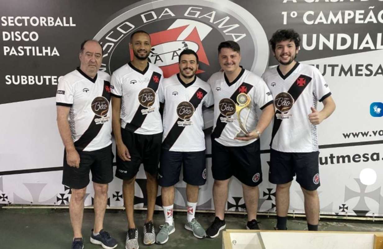 Vasco levanta troféus no Carioca de Futmesa