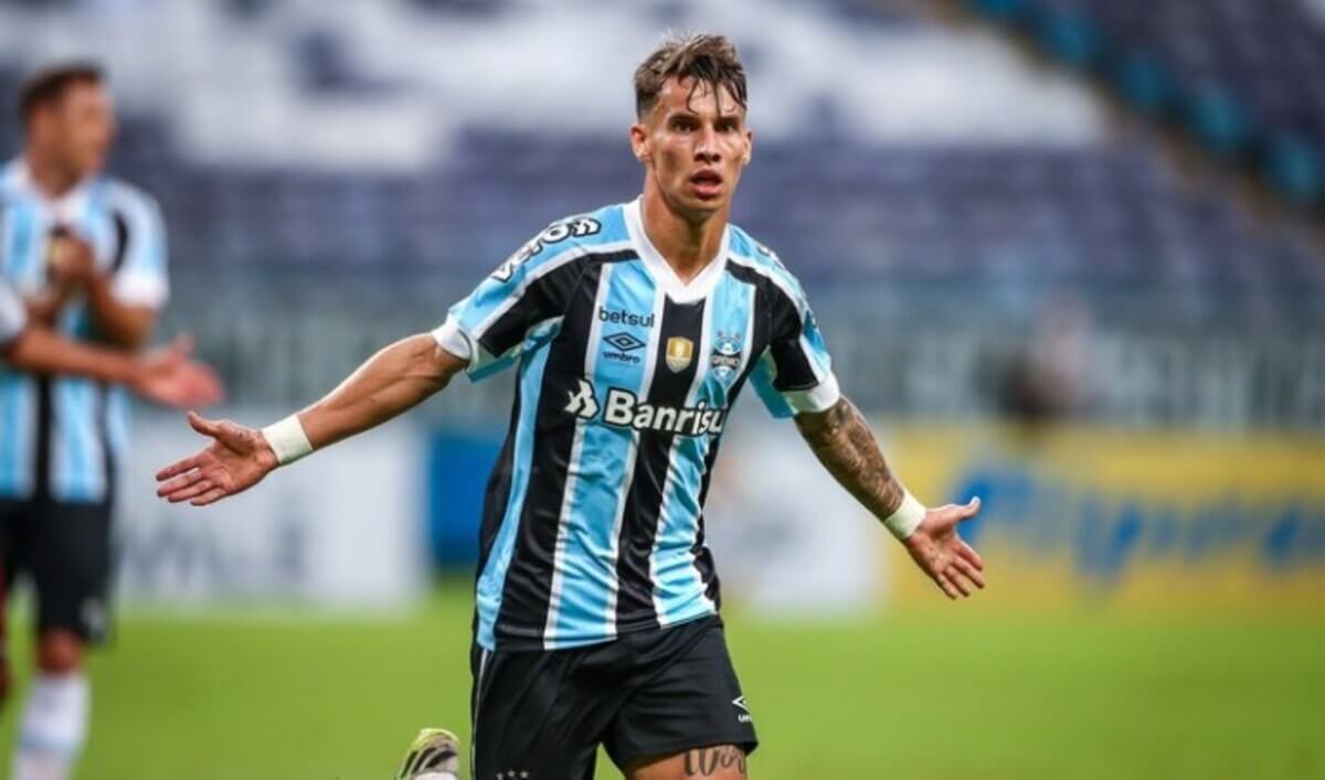 Atacante do Grêmio, Ferreira entra na mira do Vasco da Gama