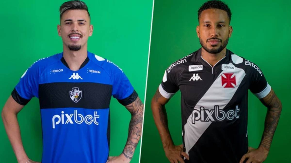 Ivan e Jair com a camisa do Vasco