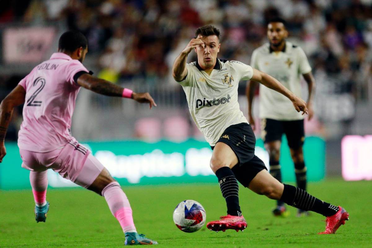 Lucas Piton durante o jogo contra o Inter Miami