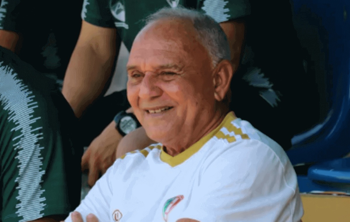 Vicente Medeiros, gerente de futebol do Fluminense-PI