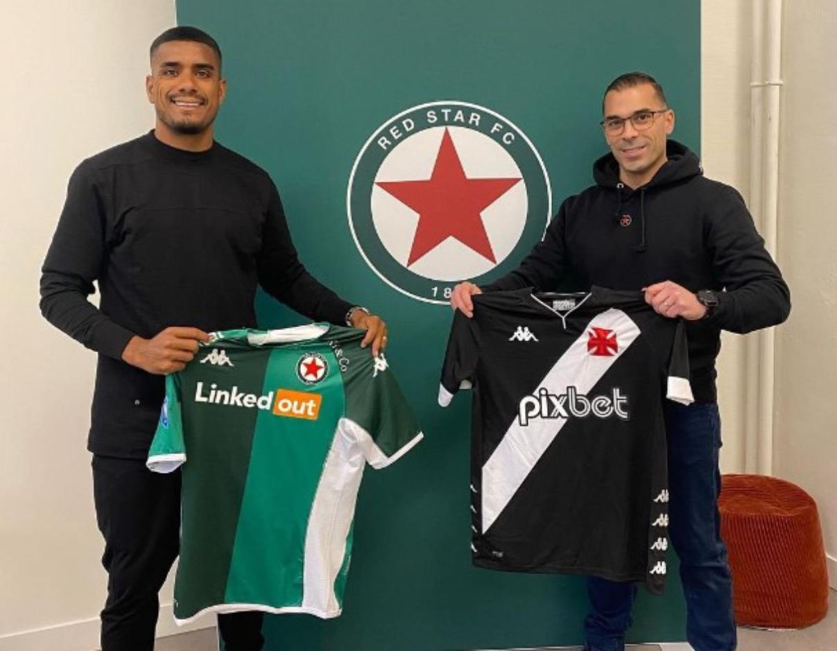 Léo Matos visita o Red Star, da França