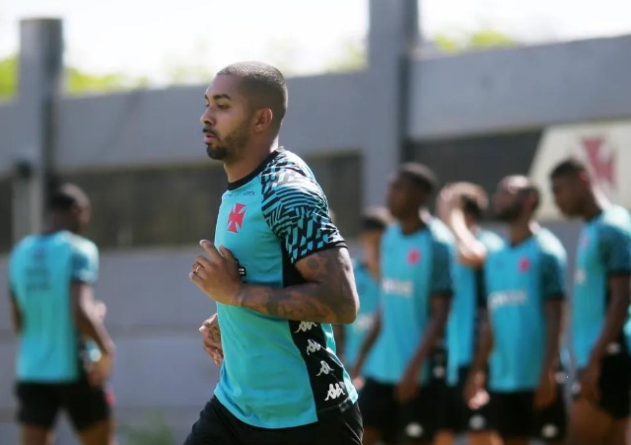 Paulo Henrique em treino do Vasco