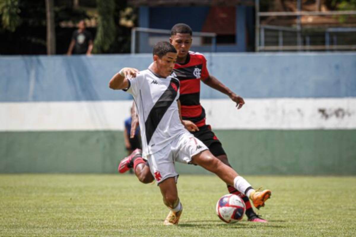 Vasco x Flamengo pelo Sub-17