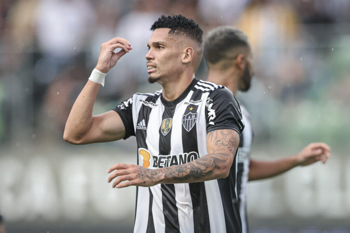 Paulinho é dúvida no Atlético-MG para duelo com o Vasco - Vasco Notícias