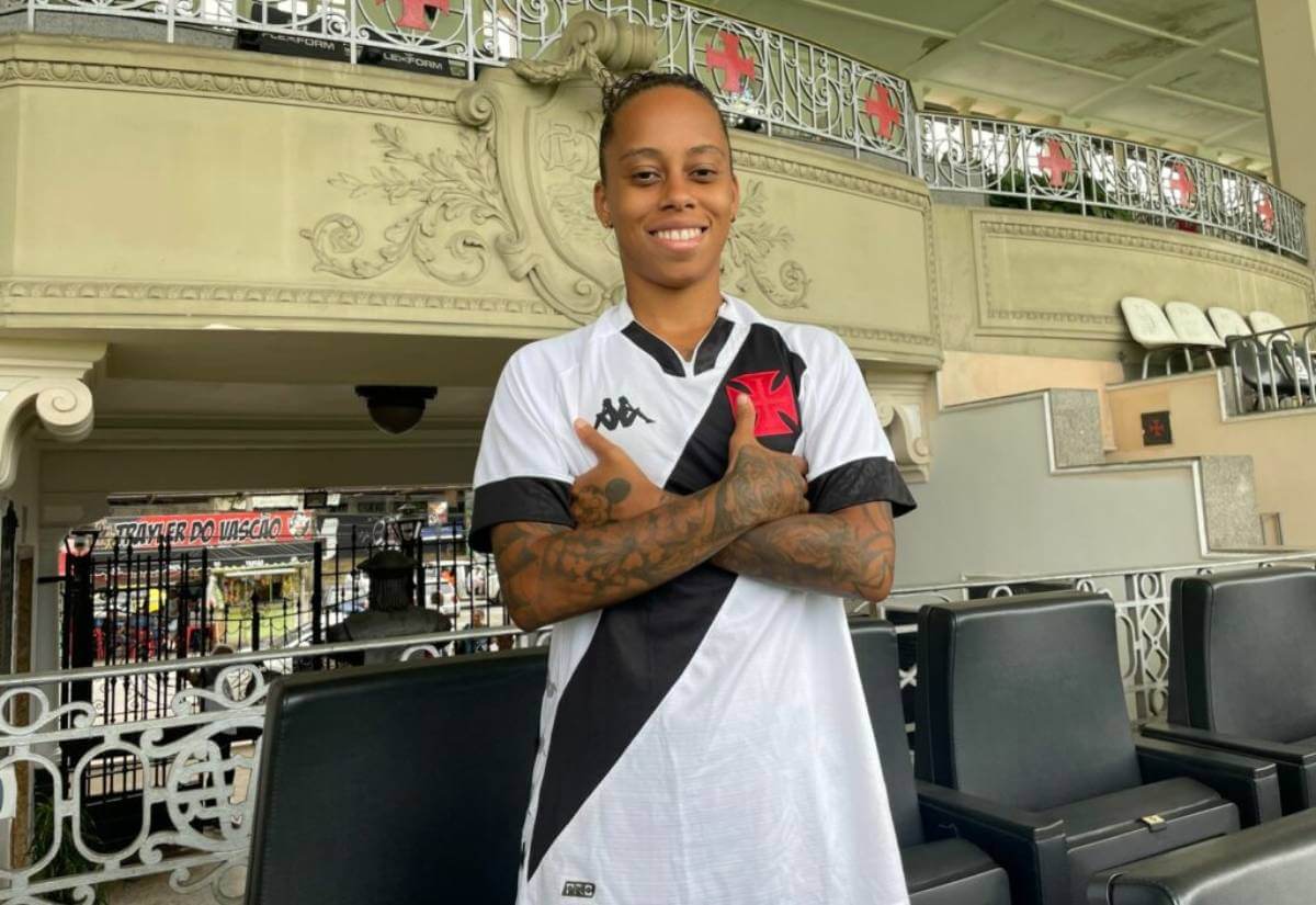 Anna Beatriz, novo reforço do futebol feminino