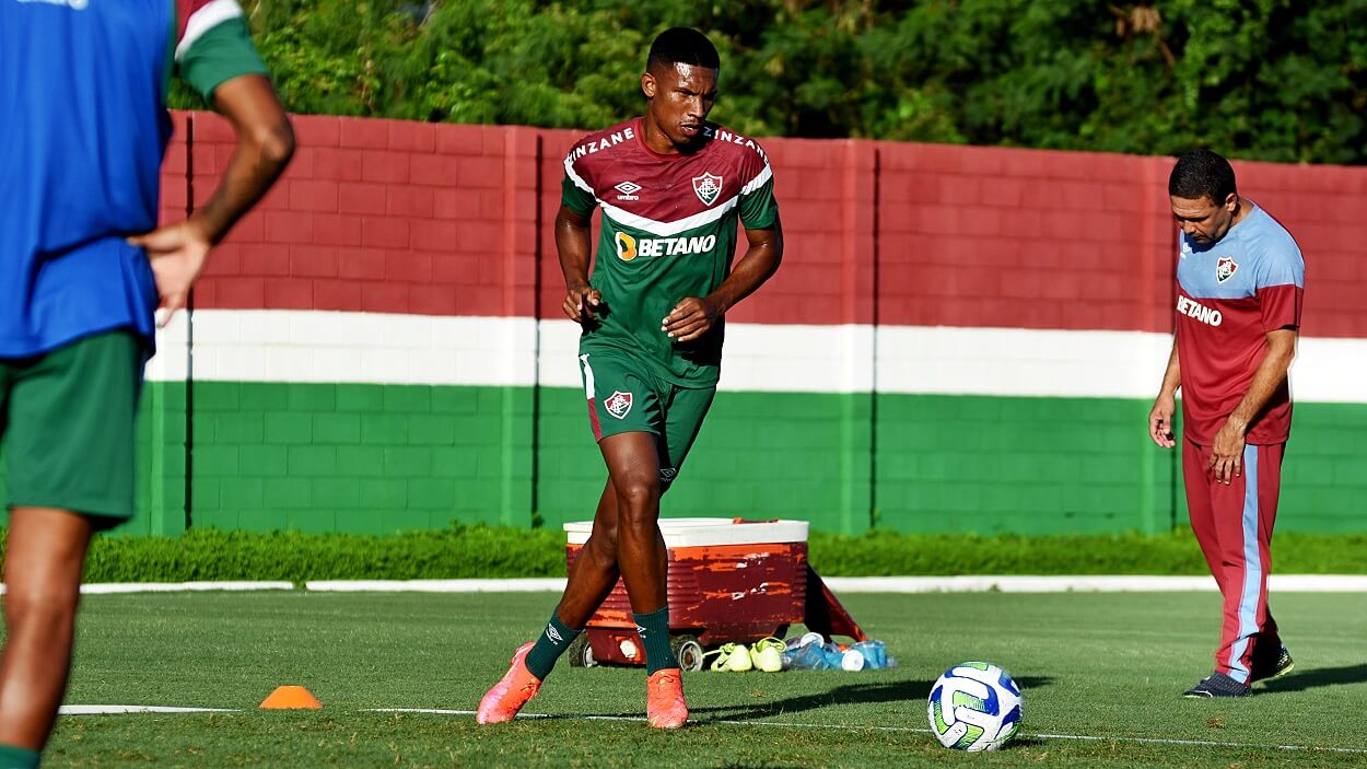 Lelê treinando pelo Fluminense