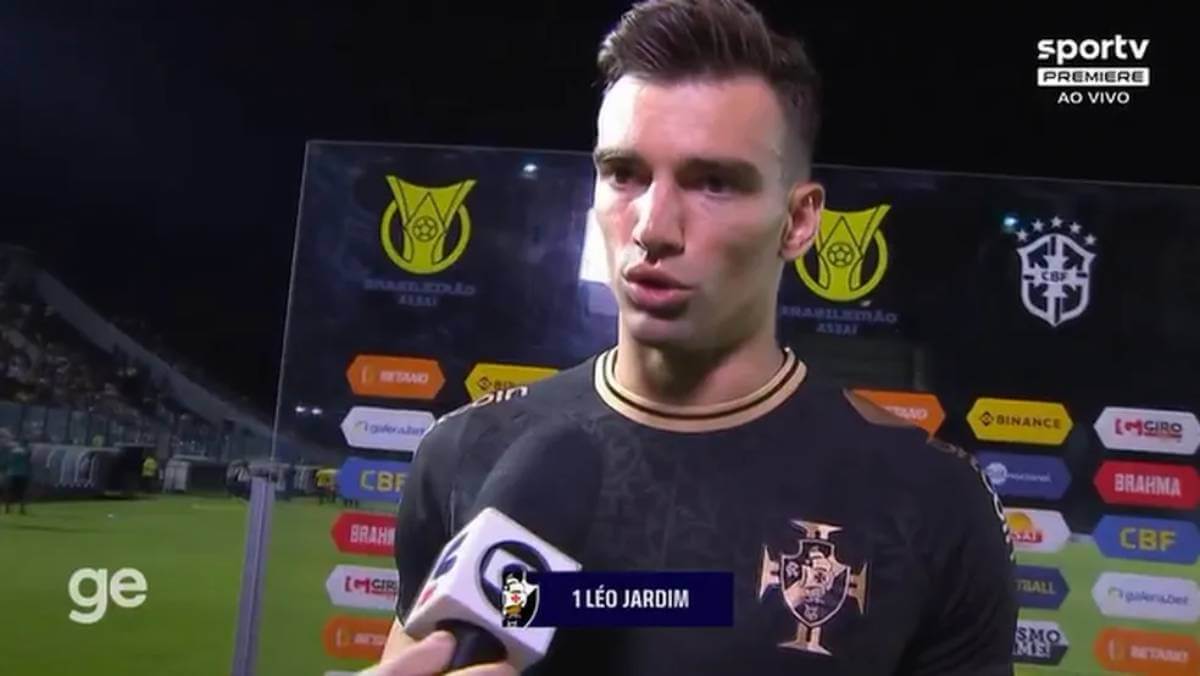 Léo Jardim em entrevista após jogo do Vasco