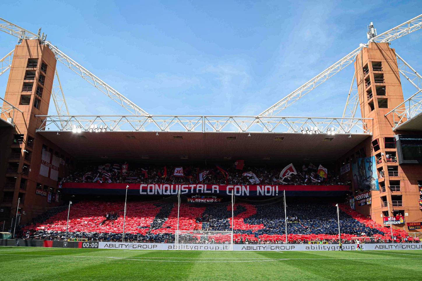 Festa da torcida do Genoa no Estádio Luigi Ferraris