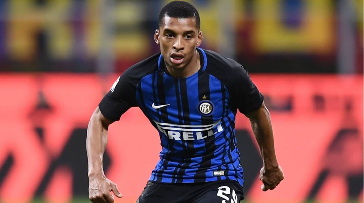 Dalbert em ação pela Inter de Milão