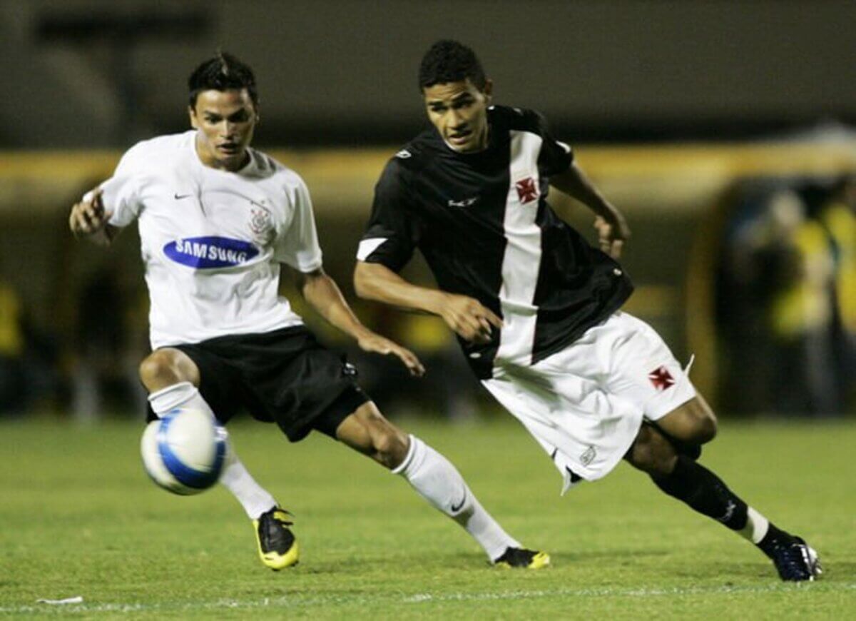 Alan Kardec contra o Corinthians em 2007