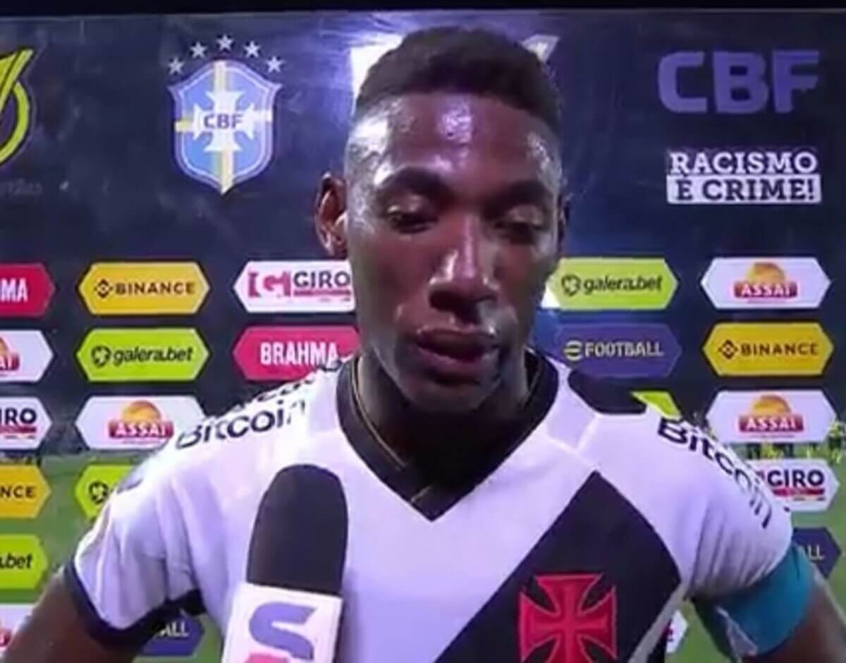 Léo concede entrevista após derrota do Vasco para o Cruzeiro