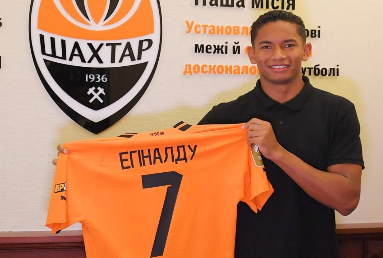 Eguinaldo foi apresentado no Shakhtar Donetsk