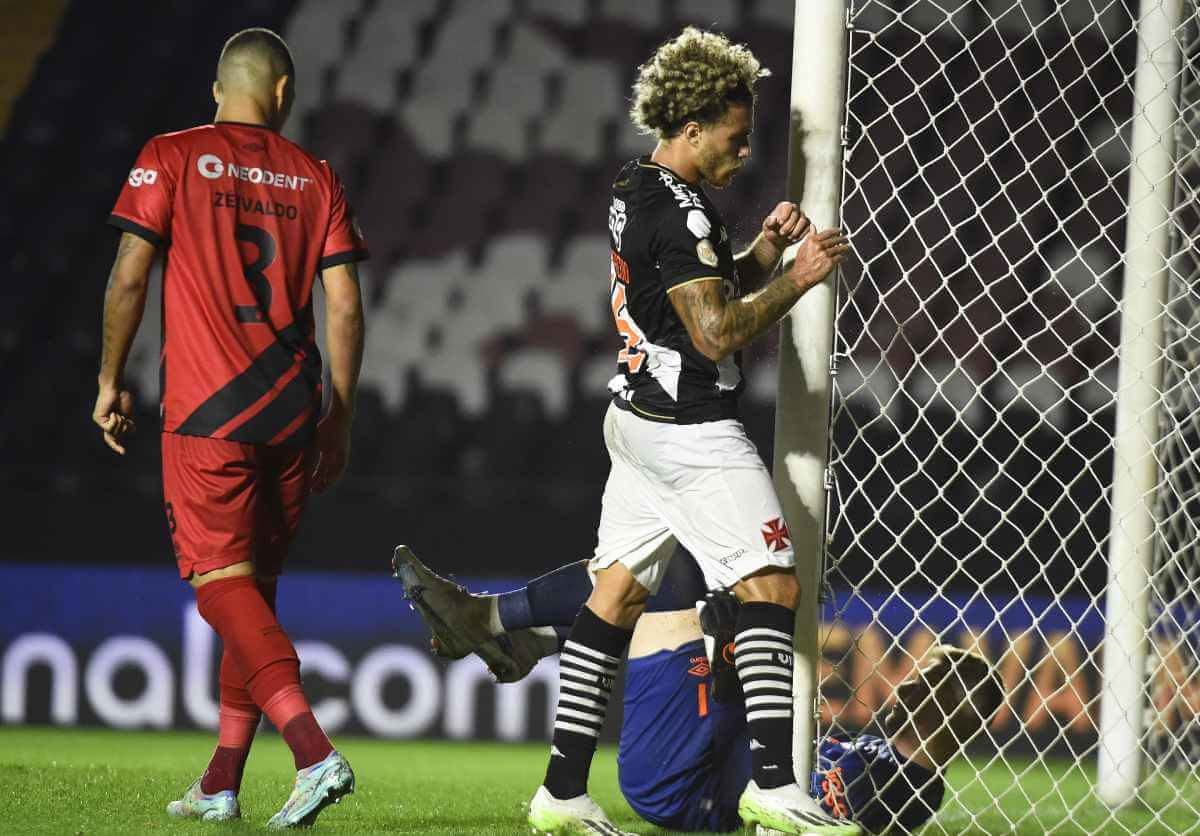 Figueiredo durante o jogo contra o Athletico-PR