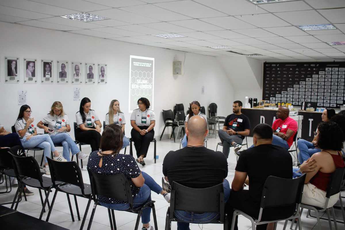 Encontro de Psicólogos do de futebol do Rio