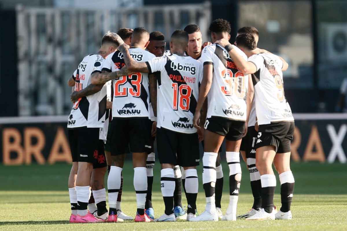 Jogadores do Vasco em São Januário