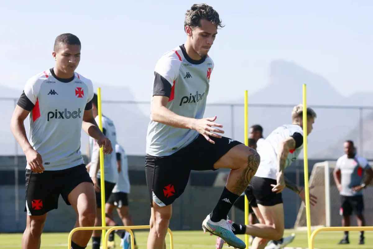 Marlon Gomes em treino do Vasco