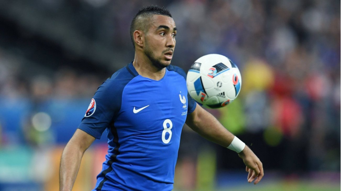 Dimitri Payet em ação pela Seleção da França