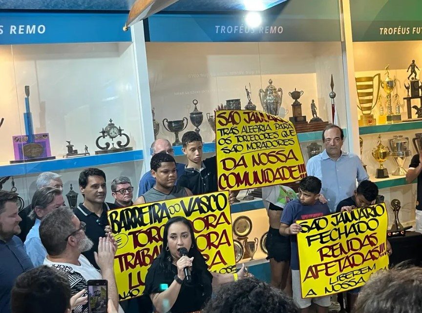 Protesto contra jogos sem torcida no Vasco