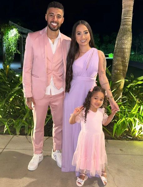 Paulinho com a esposa e filha