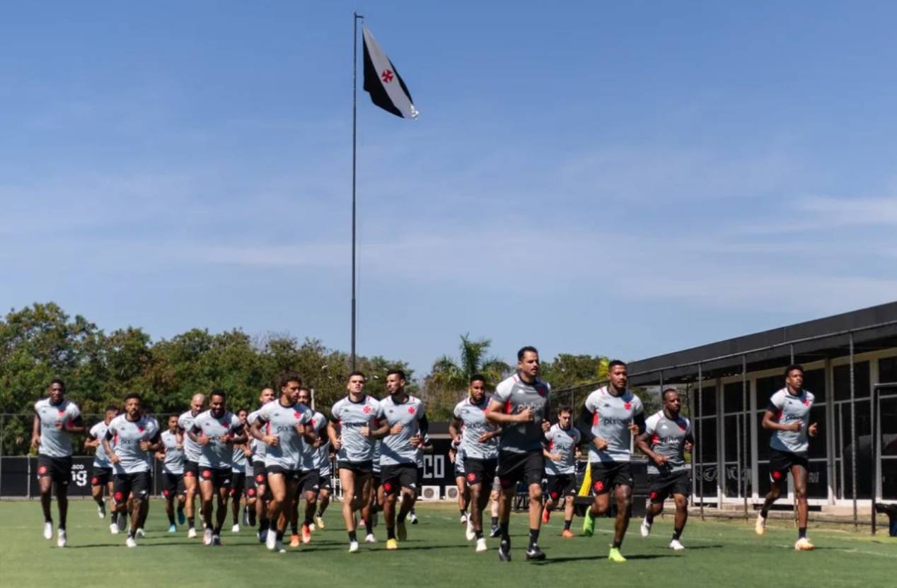 Treino do Vasco no CR