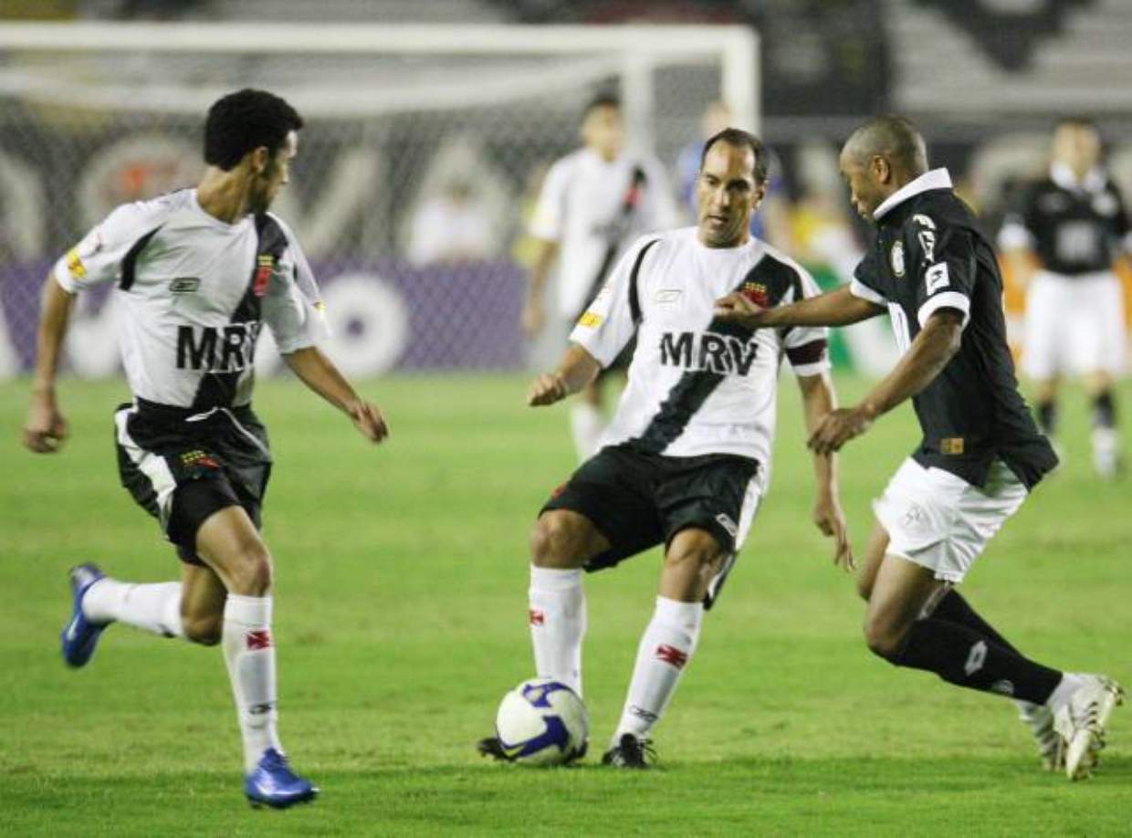 Vasco goleou o Atlético-MG por 6x1 em 2008